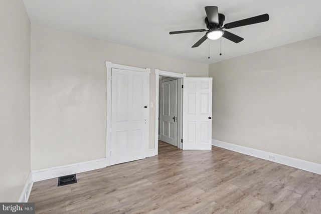 225 W LANCASTER AVE, Reading, PA 19607