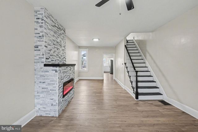 225 W LANCASTER AVE, Reading, PA 19607