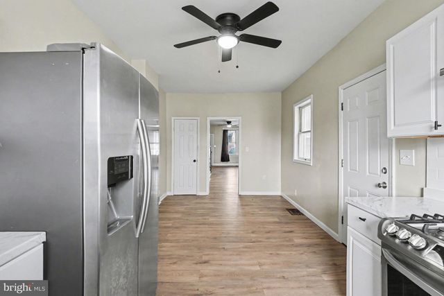 225 W LANCASTER AVE, Reading, PA 19607