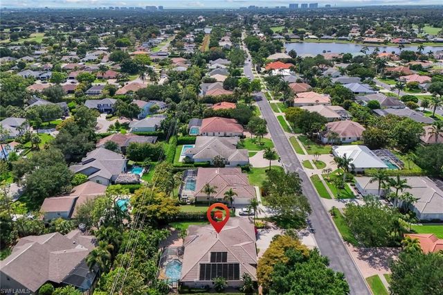 2039 Imperial CIR, Naples, FL 34110