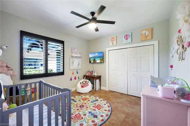 2039 Imperial CIR, Naples, FL 34110