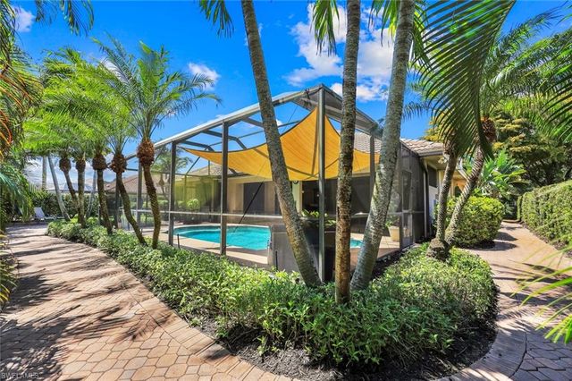 2039 Imperial CIR, Naples, FL 34110