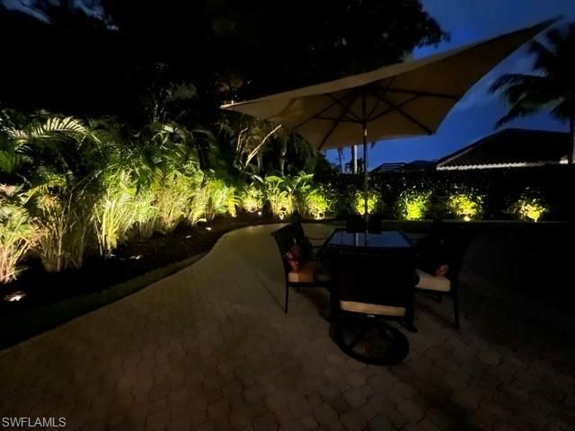 2039 Imperial CIR, Naples, FL 34110
