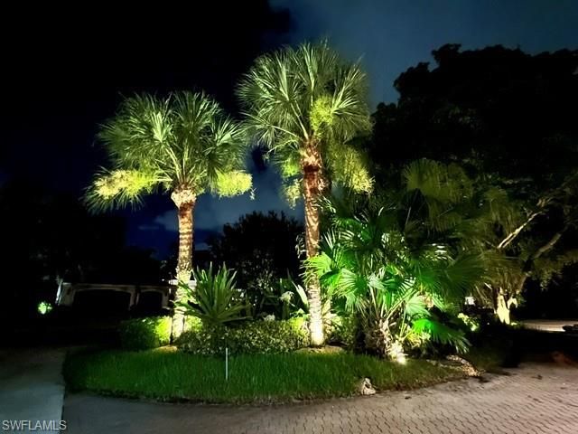 2039 Imperial CIR, Naples, FL 34110