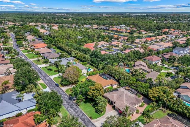 2039 Imperial CIR, Naples, FL 34110