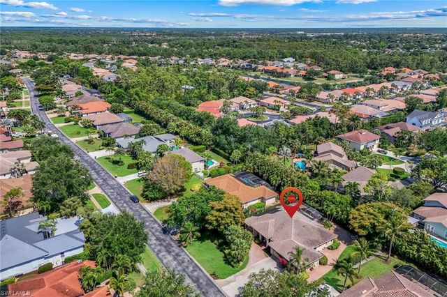 2039 Imperial CIR, Naples, FL 34110