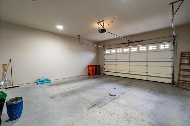 4523 Village Oaks Circle, Eau Claire, WI 54701