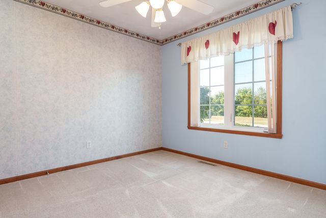 3045 Derbyshire Drive, Machesney Park, IL 61115