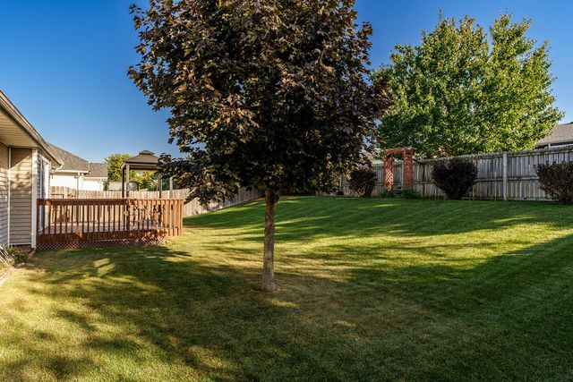 3045 Derbyshire Drive, Machesney Park, IL 61115