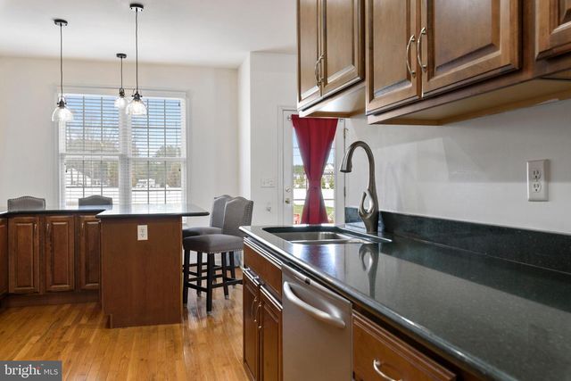 24594 HOLLYTREE CIR, Georgetown, DE 19947