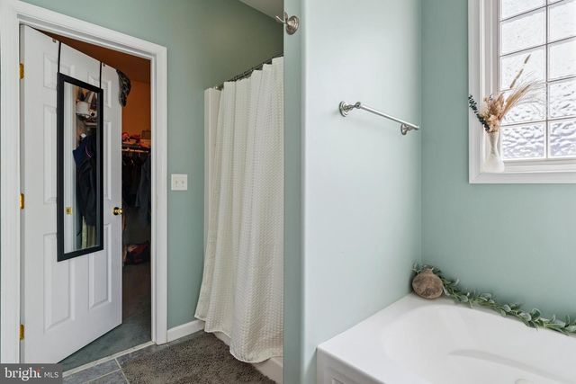 24594 HOLLYTREE CIR, Georgetown, DE 19947