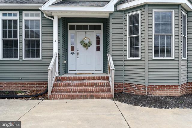 24594 HOLLYTREE CIR, Georgetown, DE 19947