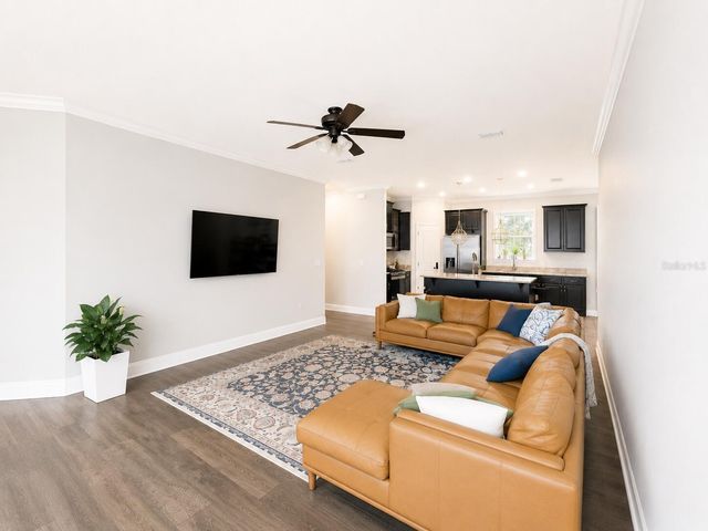 7558 BISHOP SQUARE DRIVE, Winter Garden, FL 34787