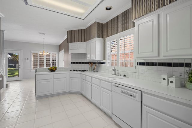 7911 Emerald Bluff Court, Houston, TX 77095