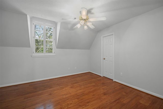 7911 Emerald Bluff Court, Houston, TX 77095