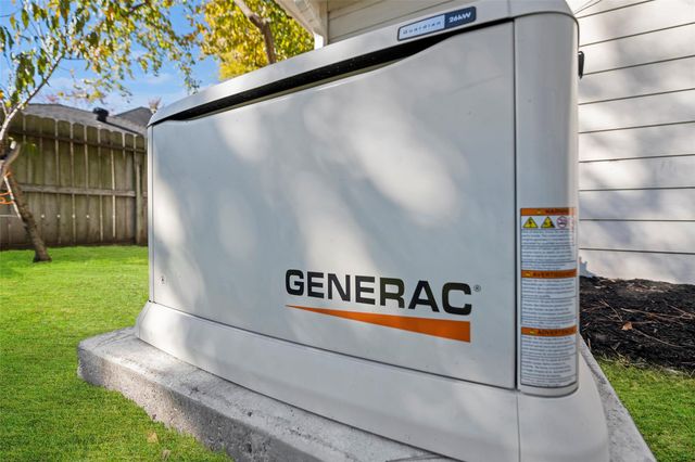 7911 Emerald Bluff Court, Houston, TX 77095