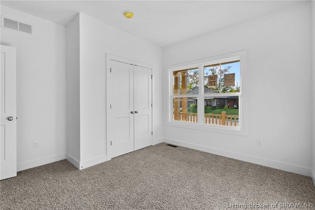 4644 Red Tail Ridge 211, Jeffersonville, IN 47130