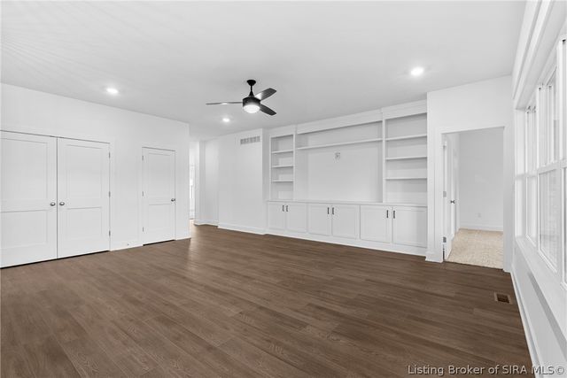 4644 Red Tail Ridge 211, Jeffersonville, IN 47130