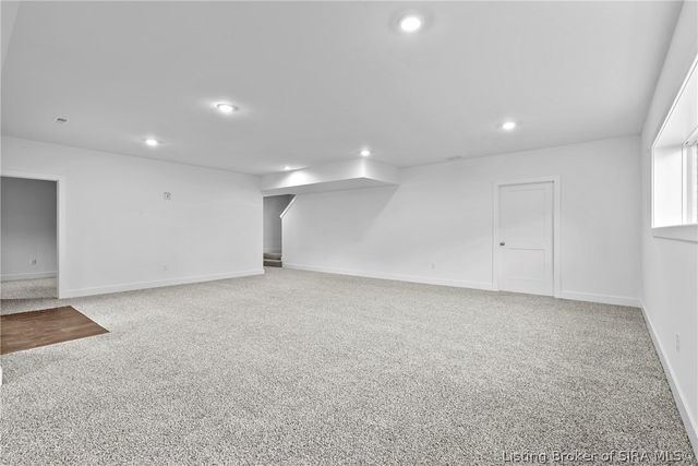 4644 Red Tail Ridge 211, Jeffersonville, IN 47130
