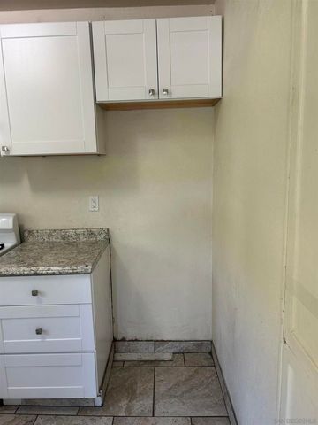 840 E 16th St, National City, CA 91950