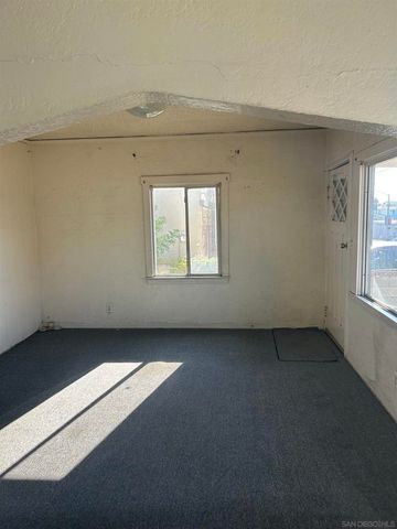 840 E 16th St, National City, CA 91950