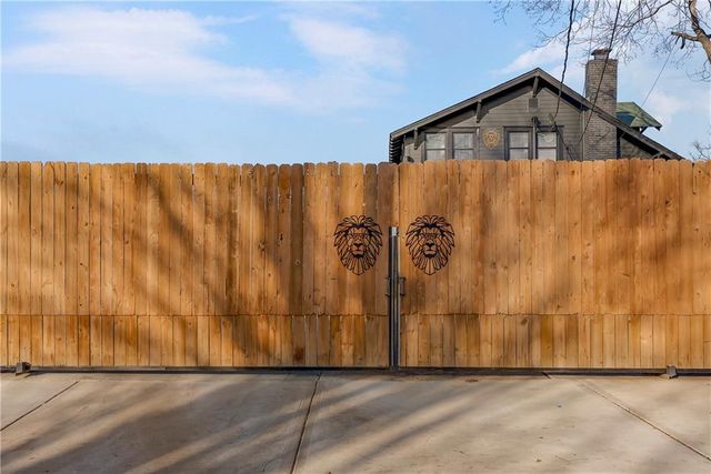 6540 James A Reed Road, Kansas City, MO 64133