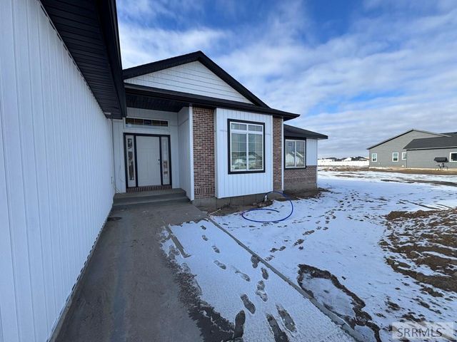 1572 N 845 E, Shelley, ID 83274