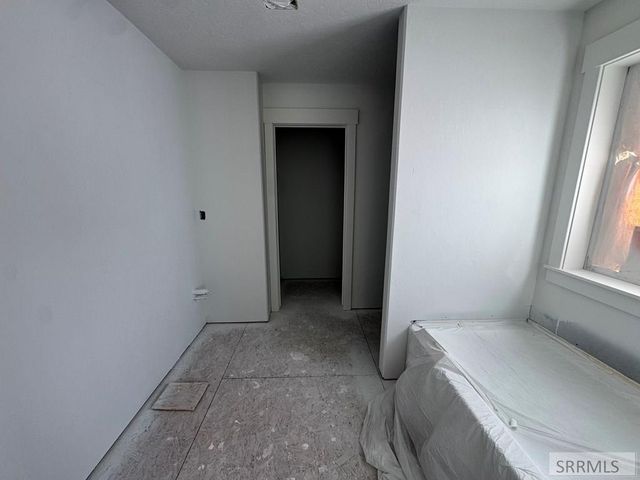 1572 N 845 E, Shelley, ID 83274