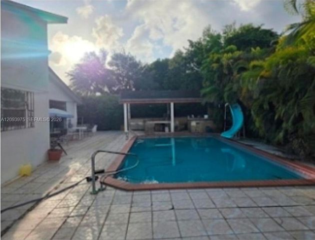3950 SW 4th Street, Miami, FL 33134