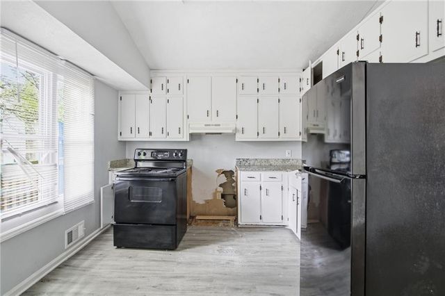 5905 Wellborn Trail, Lithonia, GA 30058