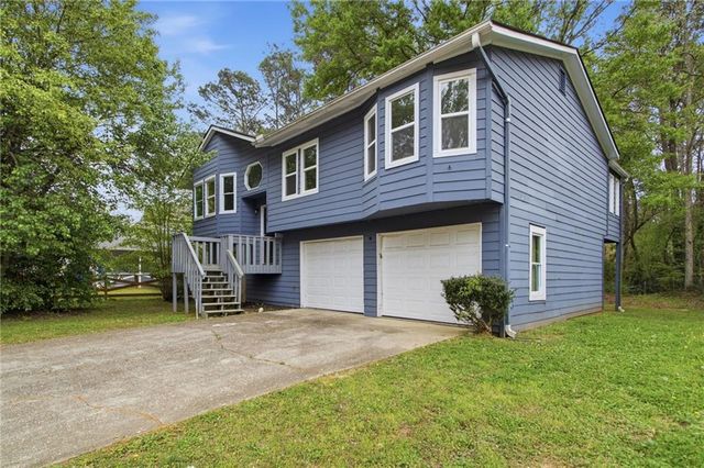 5905 Wellborn Trail, Lithonia, GA 30058