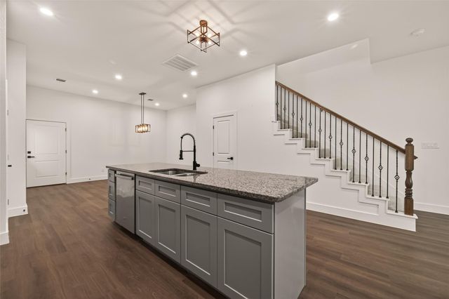 6808 Madrid Street, Houston, TX 77021
