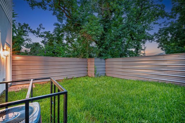 6808 Madrid Street, Houston, TX 77021
