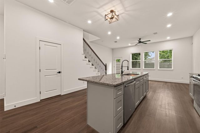6808 Madrid Street, Houston, TX 77021