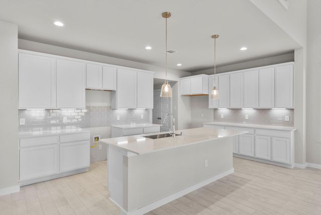 64 Shining Point Drive, Waller, TX 77484