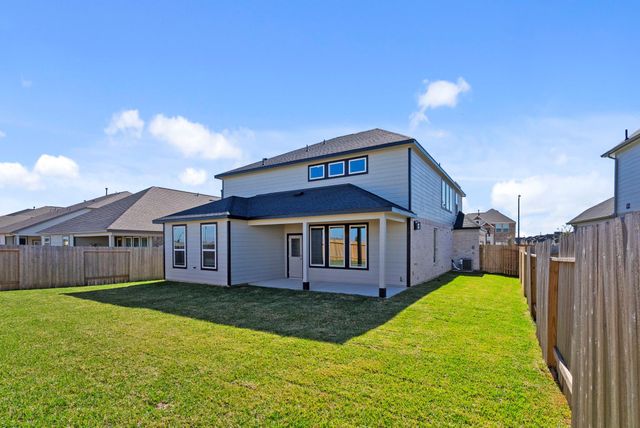 64 Shining Point Drive, Waller, TX 77484