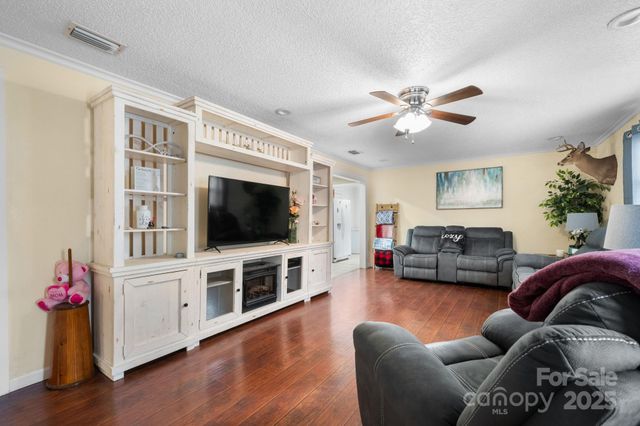 3843 Silver Creek Terrace, Morganton, NC 28655