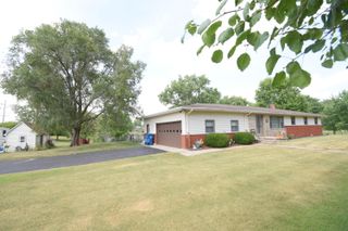340 E Babcock Lane, Rensselaer, IN 47978