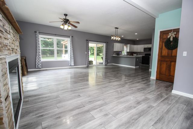 56056 Truman Drive, Three Rivers, MI 49093