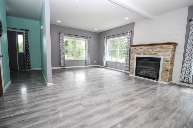 56056 Truman Drive, Three Rivers, MI 49093