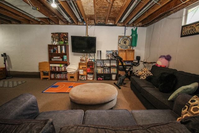 56056 Truman Drive, Three Rivers, MI 49093