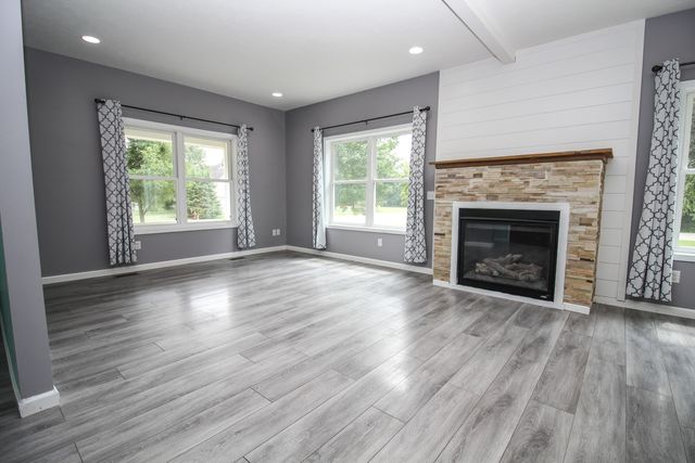 56056 Truman Drive, Three Rivers, MI 49093