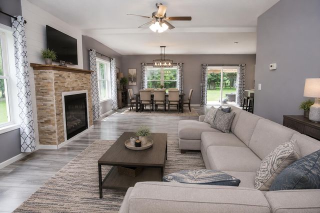 56056 Truman Drive, Three Rivers, MI 49093