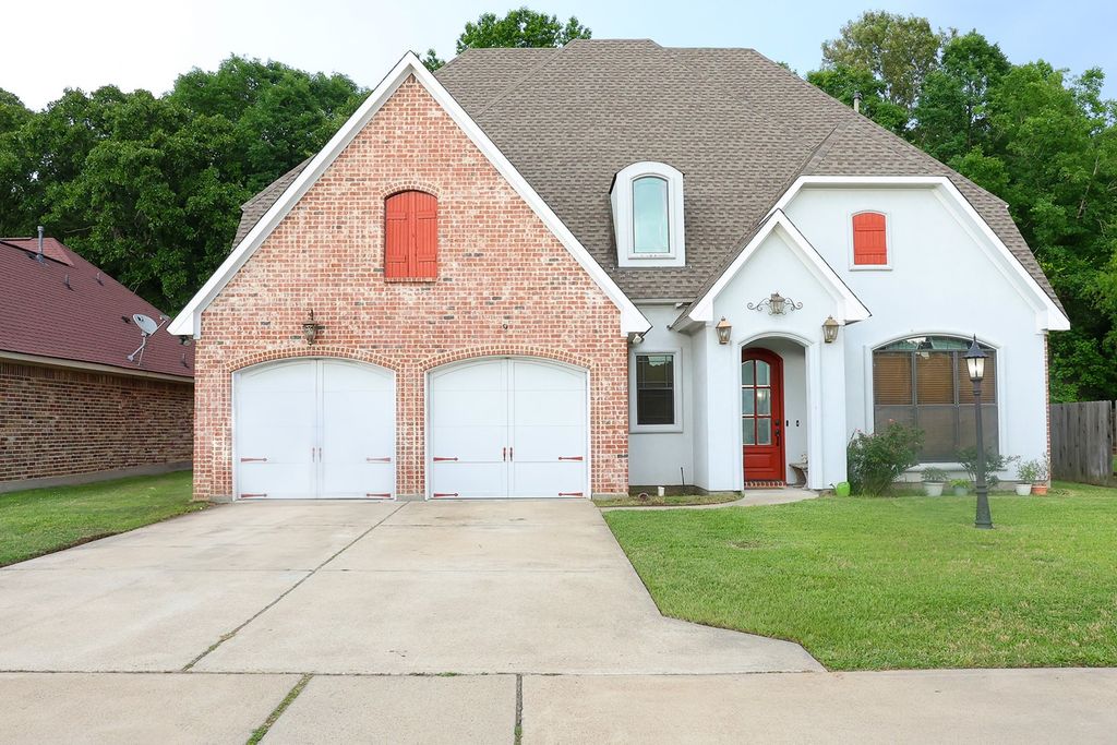 9039 Mitcham Street, Shreveport, LA 71106