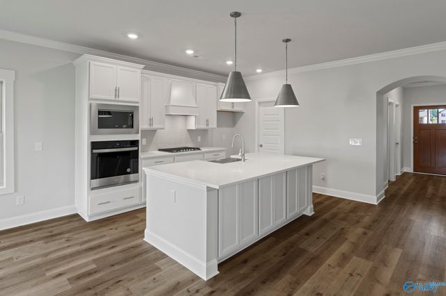 119 Ranna Drive, Huntsville, AL 35811