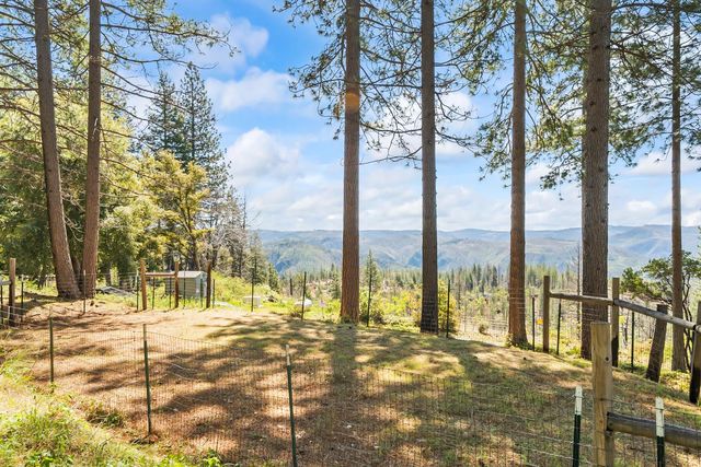30155 Turkey Hill Rd, Foresthill, CA 95631