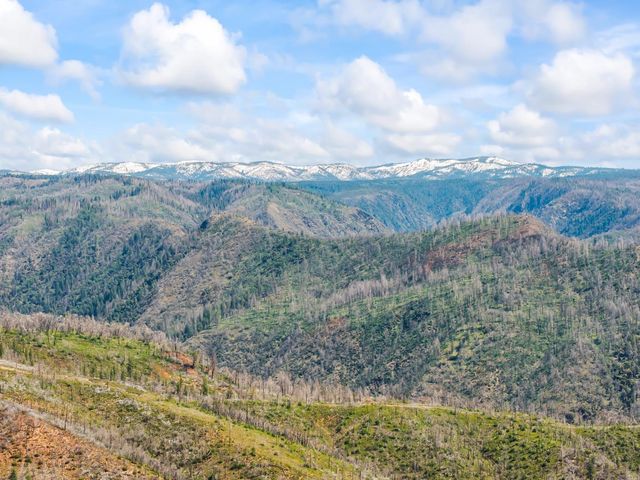 30155 Turkey Hill Rd, Foresthill, CA 95631