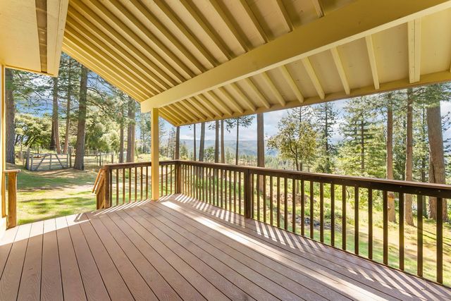 30155 Turkey Hill Rd, Foresthill, CA 95631
