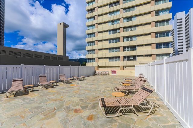 2525 Date Street 1304, Honolulu, HI 96826