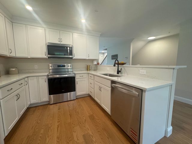 83 Kearsarge Lane, Tilton, NH 03276